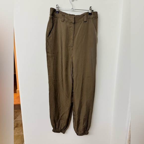 Cinq à Sept Olive Green Pants - Picture 1 of 4